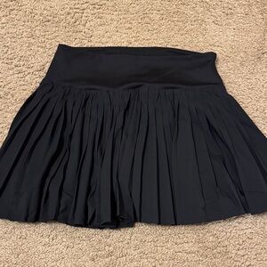 NWOT All in Motion Black Pleated Skort